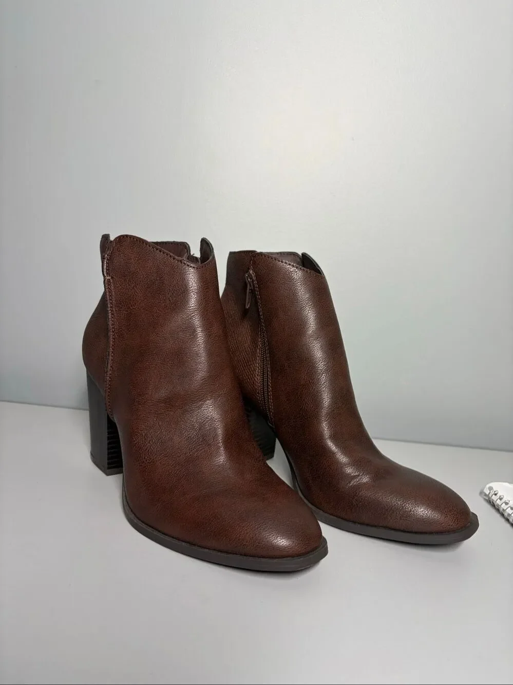 Sun + Stone women’s sun